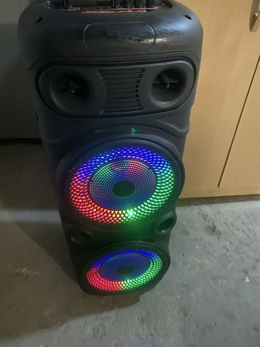 Продам колонку с микрофоном