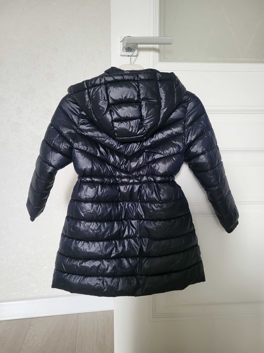 Продам куртку для девочки