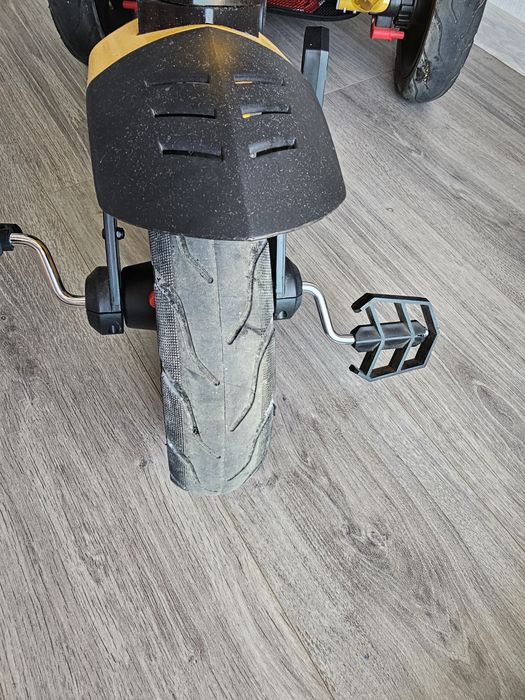 Триколка Lorelli - Speedy, Yellow & Black + дъждобран