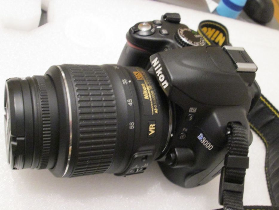 Vând Nikon D3000 – doar 8.000 cadre – stare excelentă
