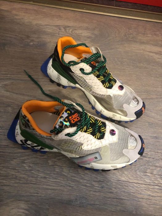 Маратонки в отлично състояние