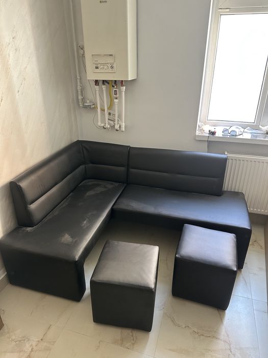 Vand coltar bucatarie cu 2 taburete