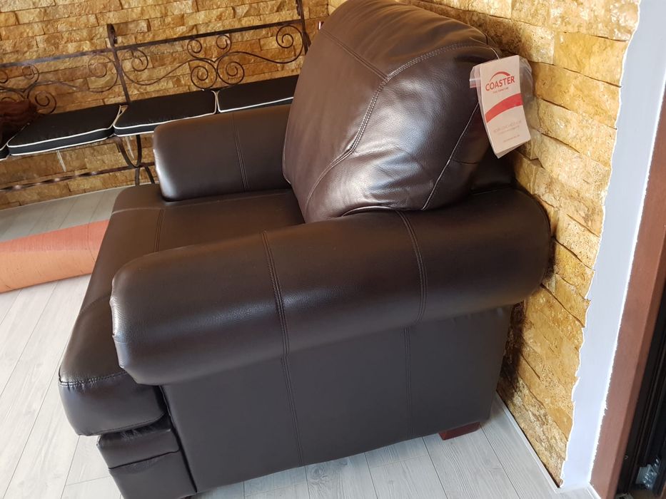 Canapea+ 2fotolii din piele ecologica noi cu eticheta
