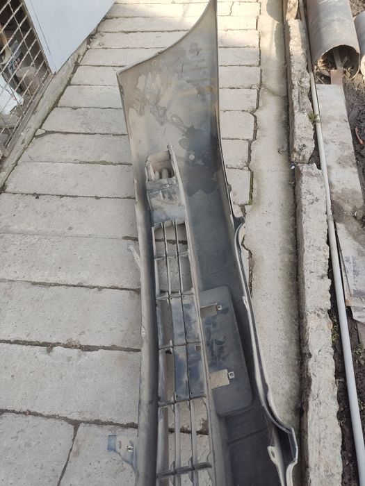 Бампер Toyota gaia