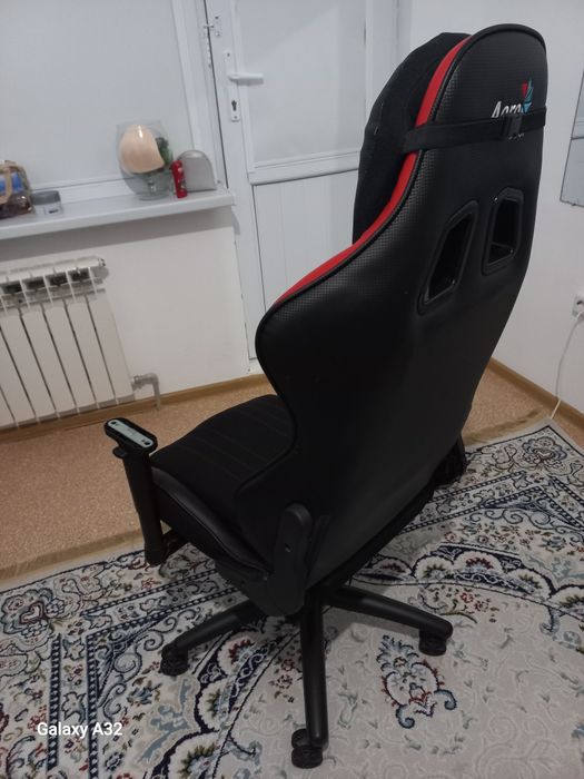 игровое кресло Aero cool