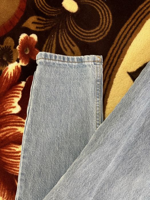 Blugi rupti pentru femei