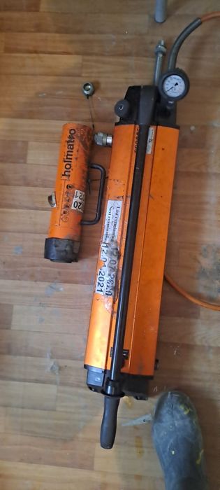 Домкрат гидравлический