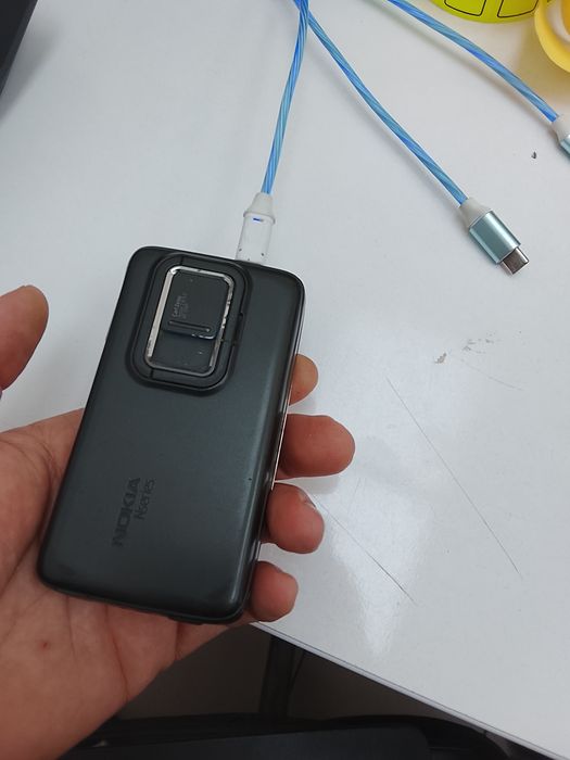 Vind Nokia n900 și 7260