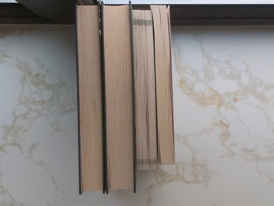 Продам книги/Одна новая/Продам книги