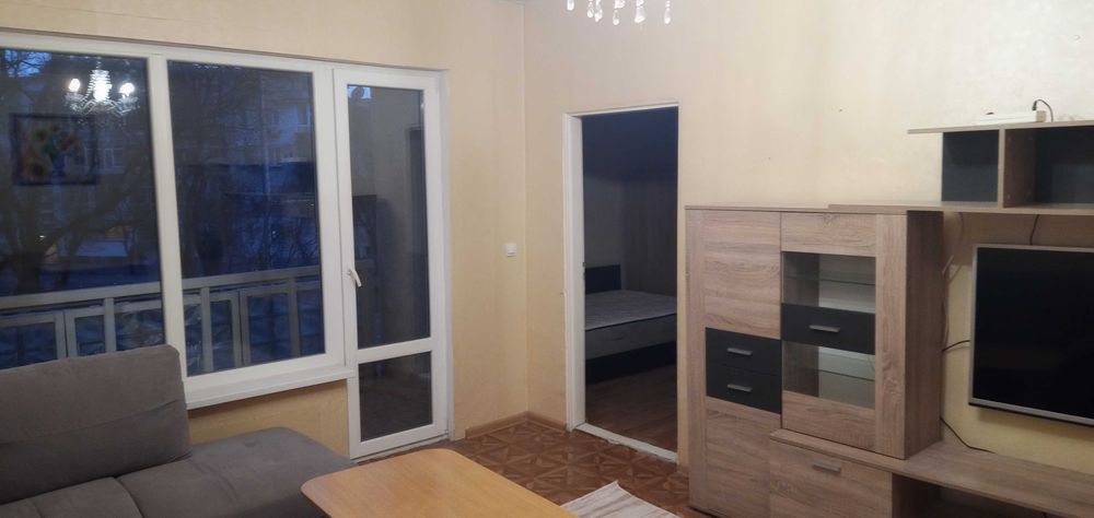 Продава се Тристаен апартамент в Варна, Лятно кино Тракия - 70 кв.м за 1958 €/кв.м - Снимка #1