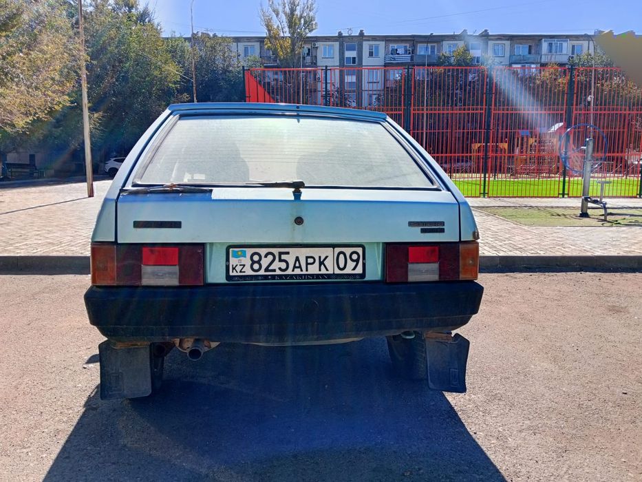 Продам срочно машину