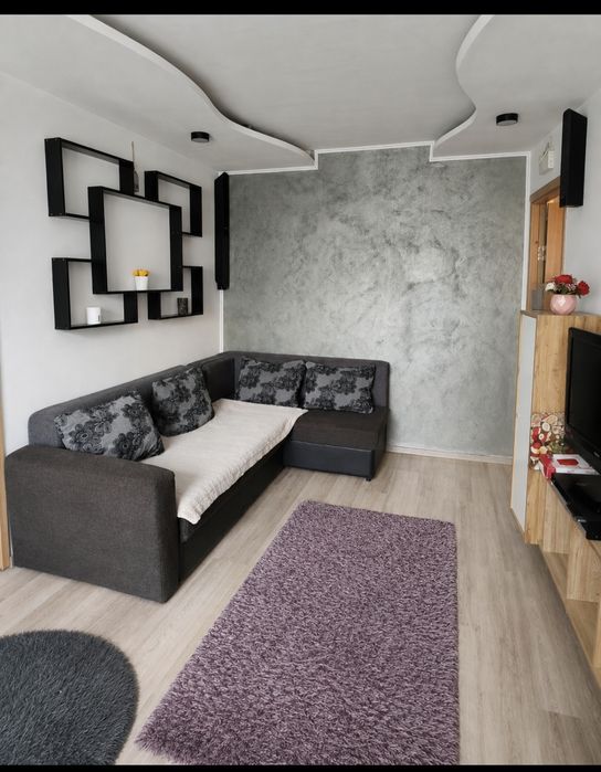 Închiriez apartament