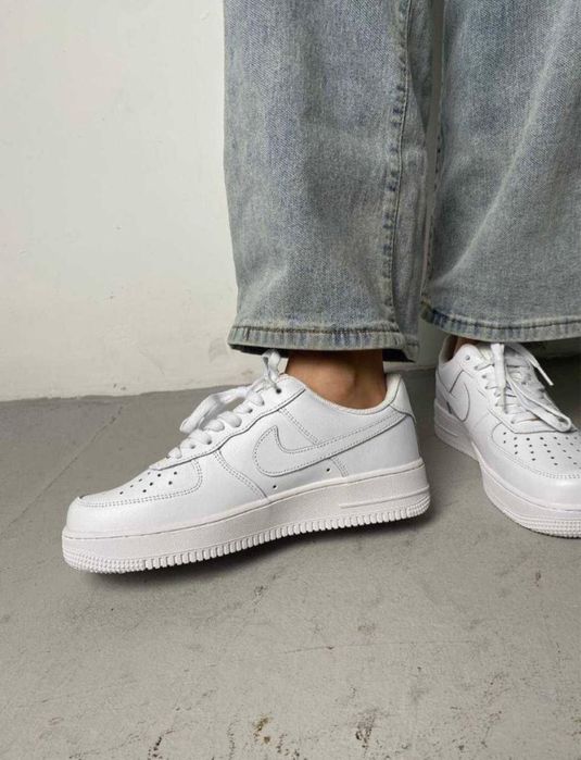 Кроссовки Nike Air Force