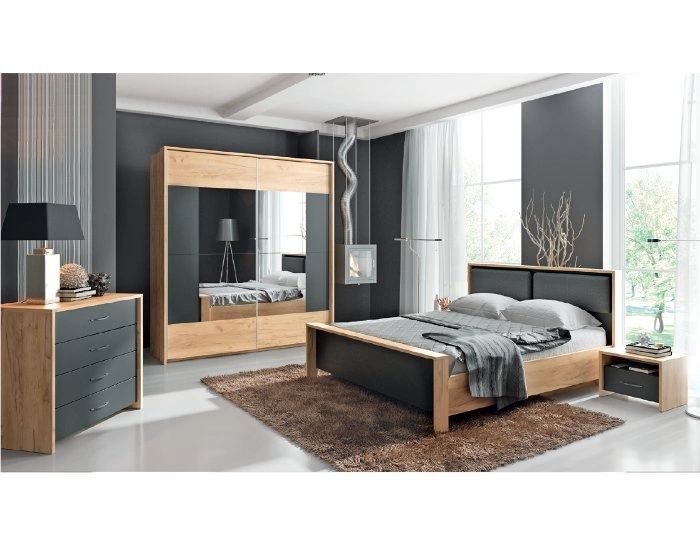 Продается спальный гарнитур.