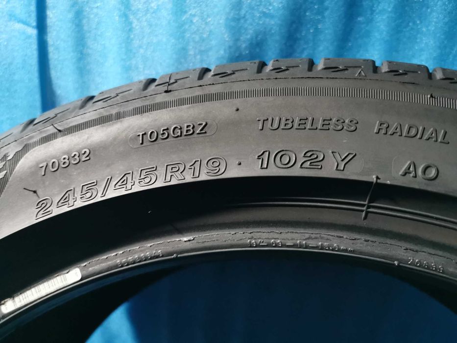 245/45 R19 - bridgestone 4 bucati