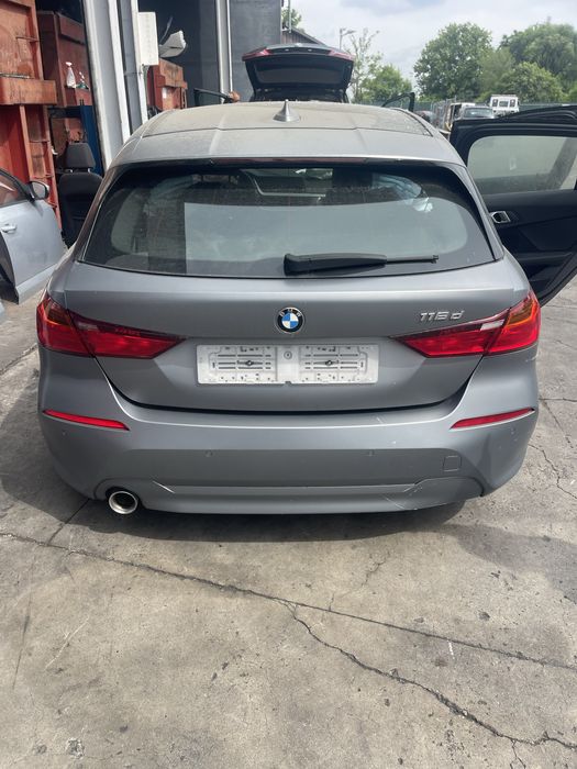 Dezmembrez BMW Seria 1 F40