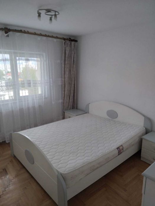 Vand apartament 2 camere Suceava George Enescu