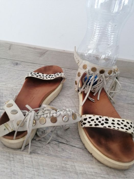 Sandale nr 38, piele, benvenuti