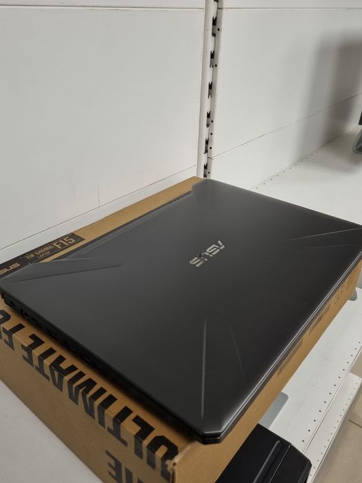 Игровой ноутбук asus