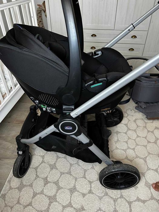 Carucior Chicco 3 in 1