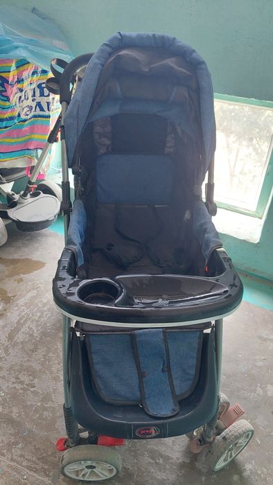 Коляска детская прогулочная