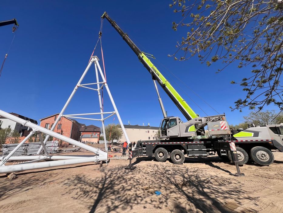 Автокран 25-100 тонн