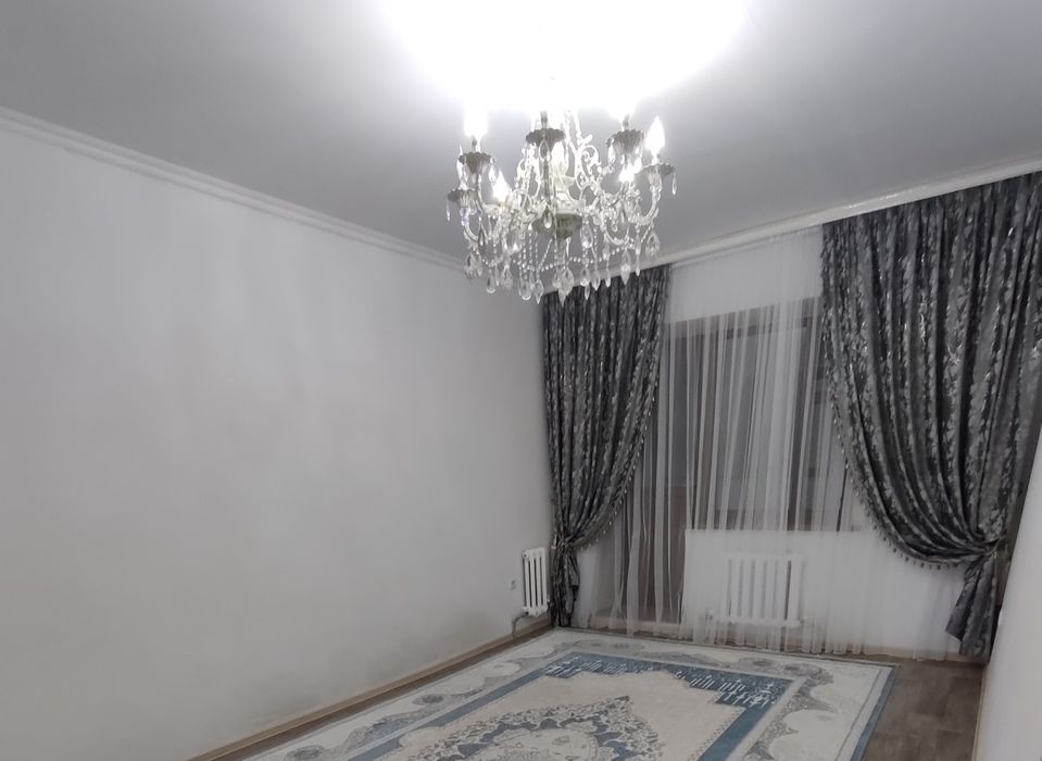 Продам шторы и люстры