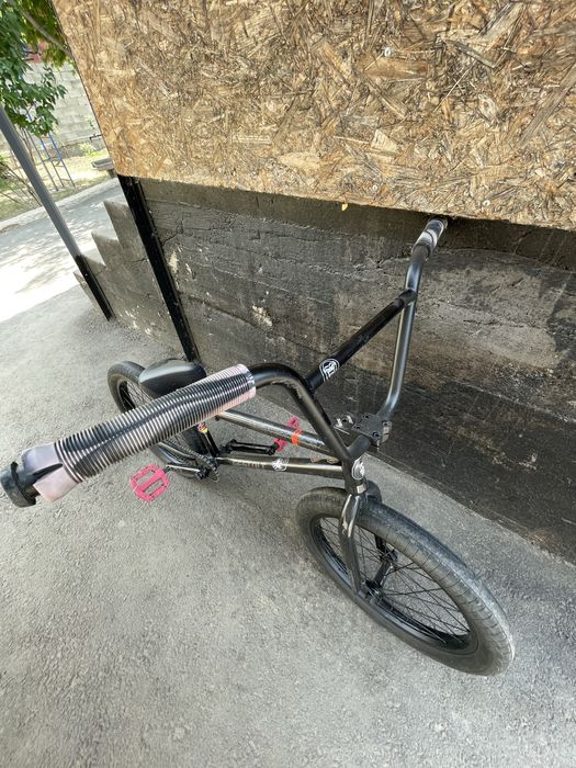 BMX COURAGE трюковой
