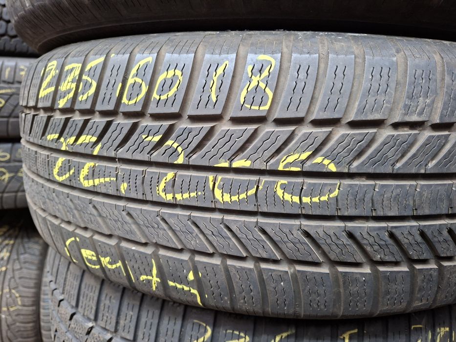 2 anvelope 235/60 R18 Continental