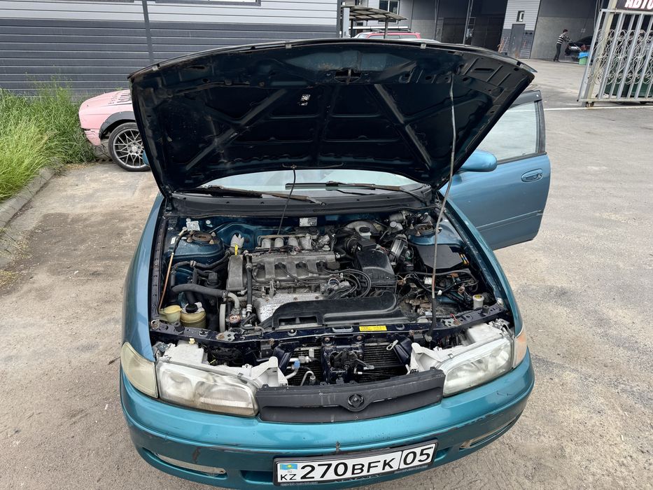 Mazda cronos 1992г