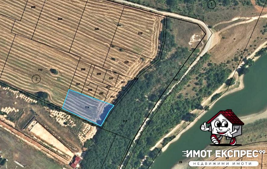 Нива за инвестиция 3дка и смяна на статут, до язовир 40-те извора