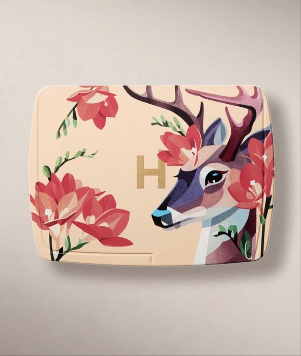 Hourglass highlither deer