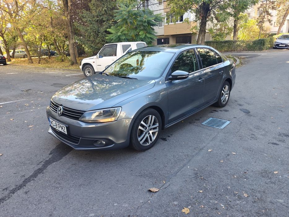 VOLKSWAGEN Jetta 2011 — imagine 2