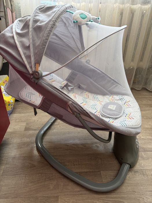 Продам детский шезлонг