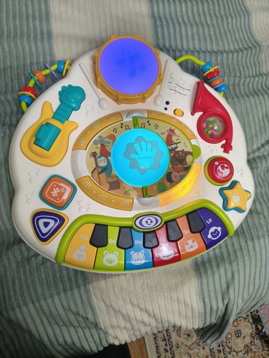 Развивающие игрушки.