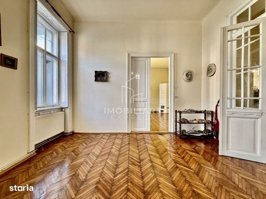 Apartament interbelic | Pozitie centrala