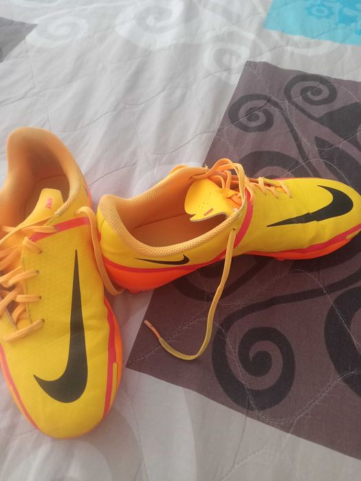 Детски бутонки Найк