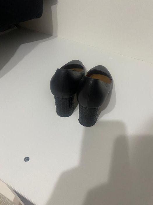 Продам туфли женские