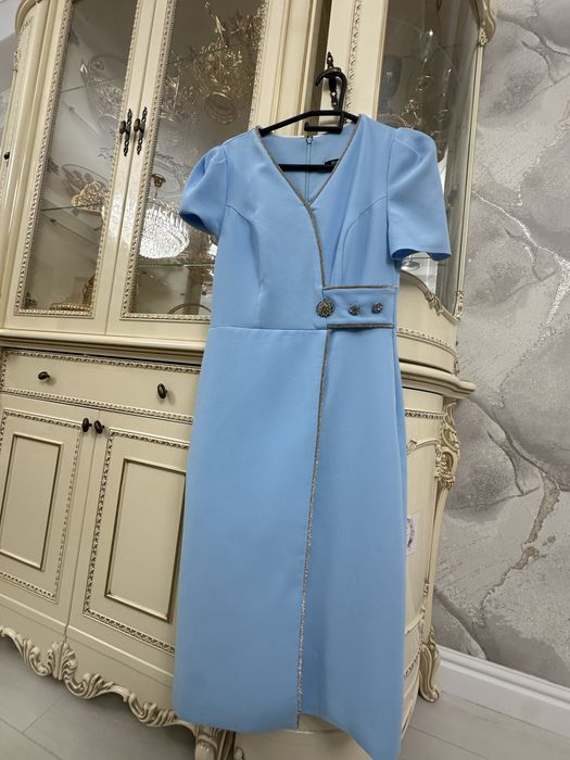 Продам вечерние платья