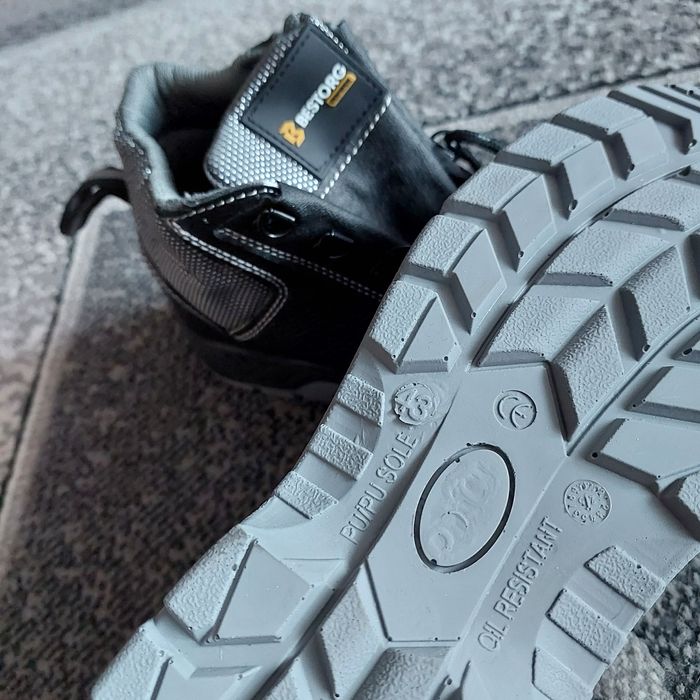 Продам недорого.