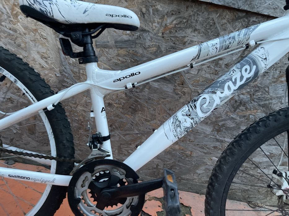 Bicicleta apollo caze frane pe disc roti 24” cadru aluminiu