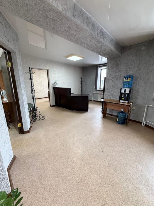 Отдельно стоящее здание р-н Пристани