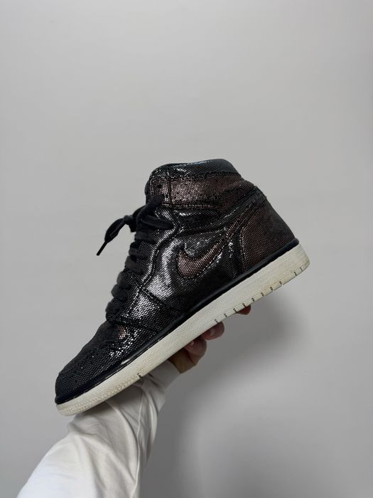 Jordan 1 high fearless bronze & black