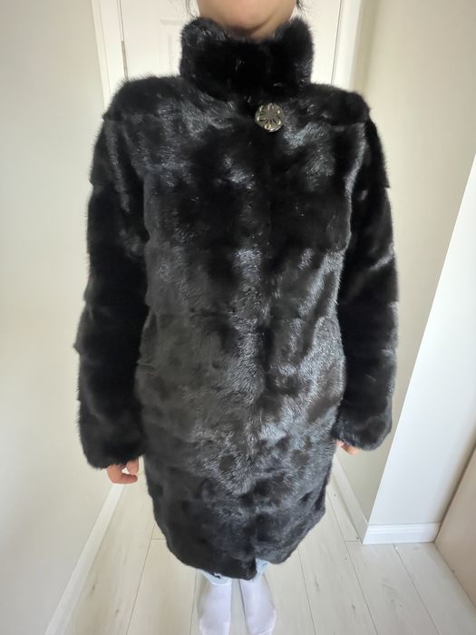 Продаю норковую шубу