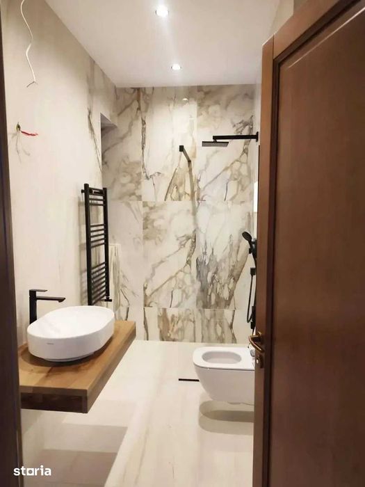 Apartament in Busteni Zamora terasa, curte interioara finisaje premium