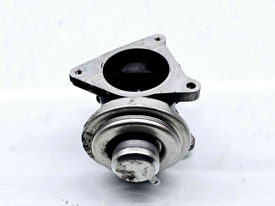 Supapa EGR Volkswagen Golf 5 (1K1) [Fabr 2004-2008] 038131501S 1.9 TDI