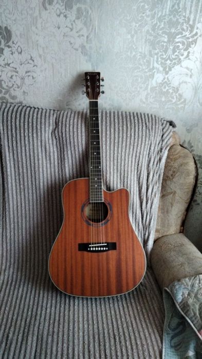 Гитара отличное состояние