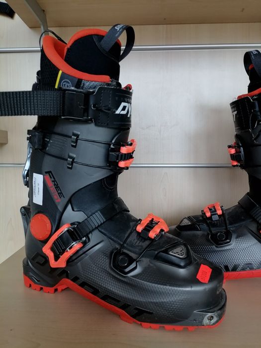 Clapari schiuri ski tura Dynafit Free 130 Test marime 26.5