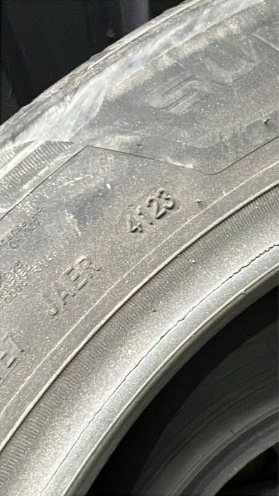 Шины 235/55R19 (2шт)