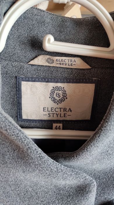 Пальто демисезонное 44 размер